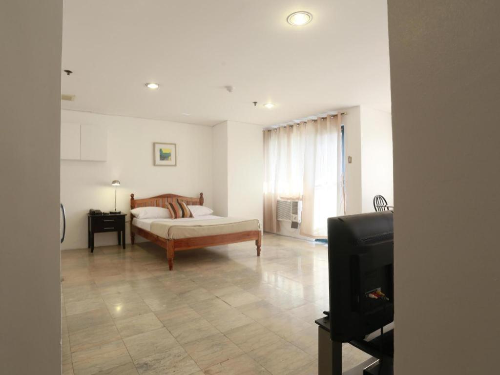 The Victor Hotel Makati City Extérieur photo